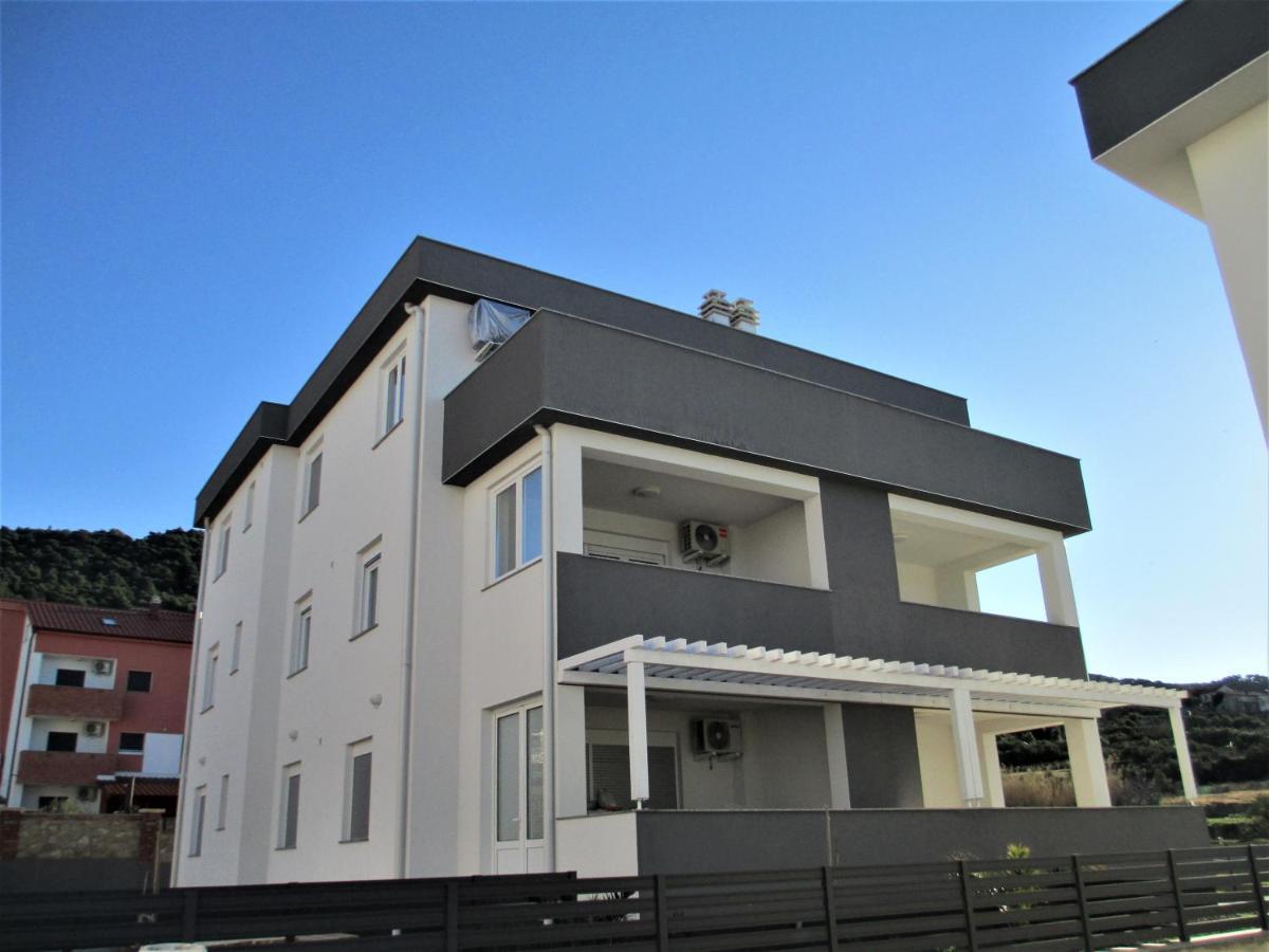 Apartment Ivetka Banjol Eksteriør bilde
