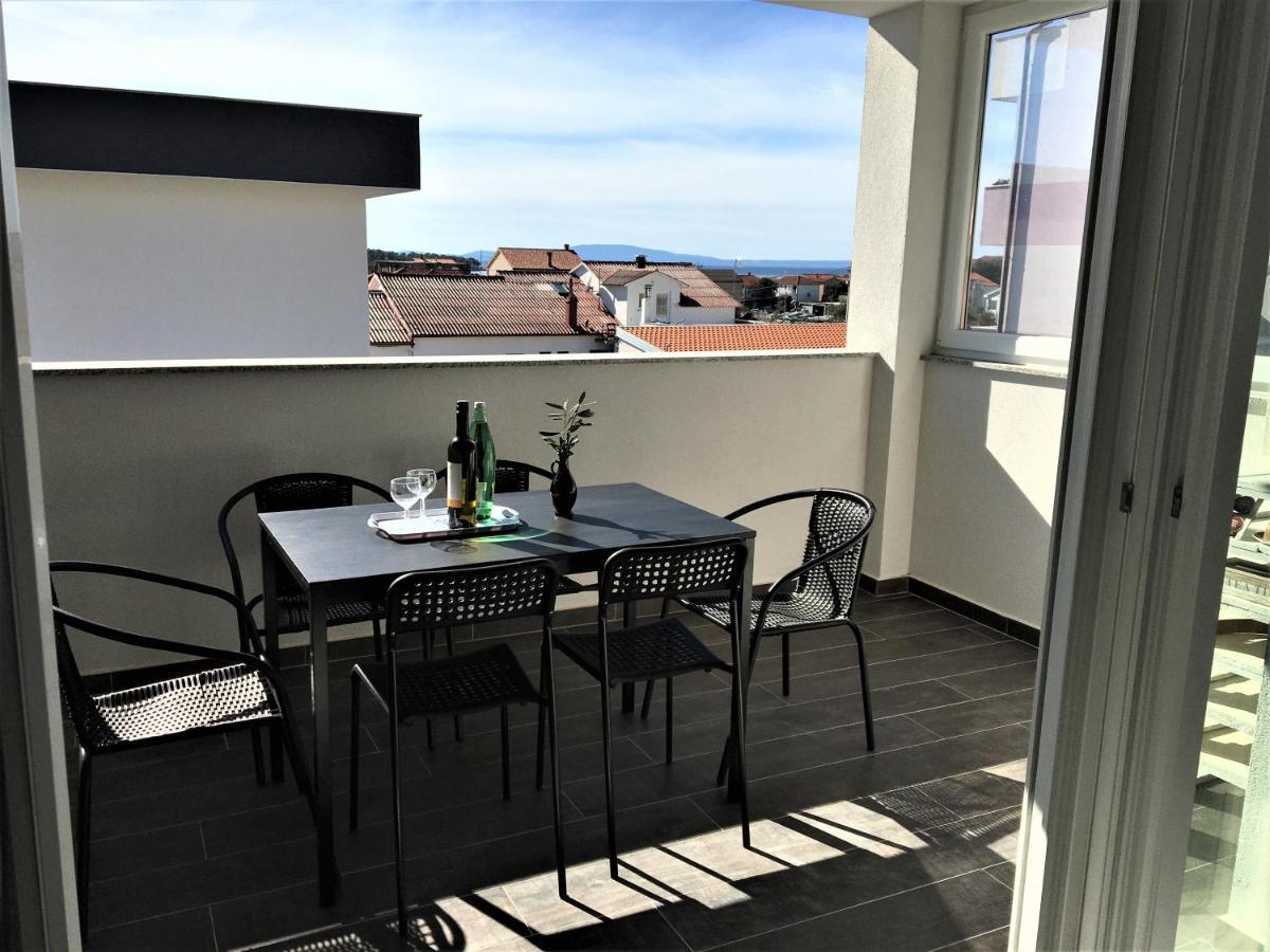 Apartment Ivetka Banjol Eksteriør bilde