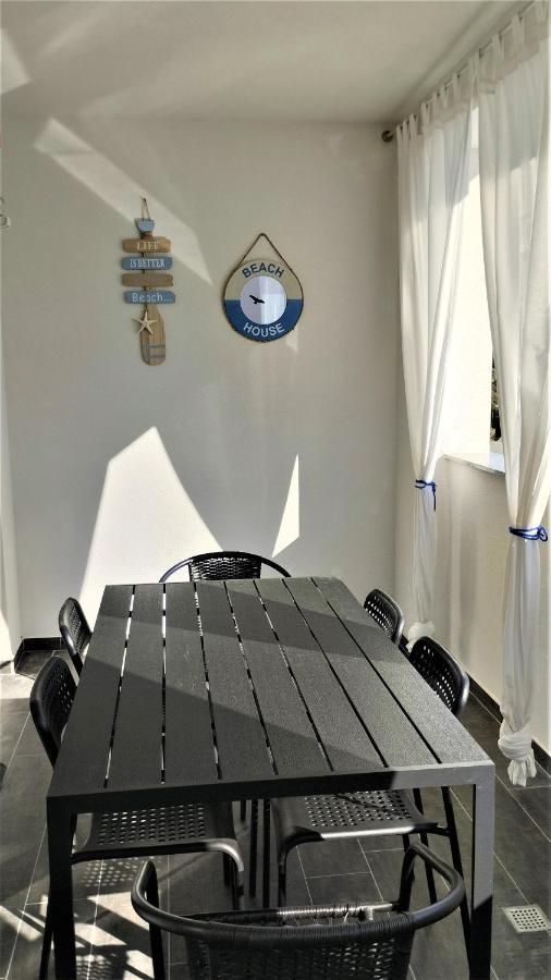 Apartment Ivetka Banjol Eksteriør bilde